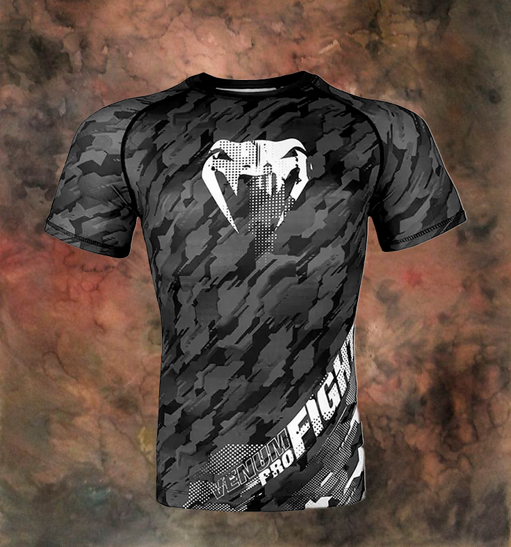 Model 104 UFC Men's Short Sleeve T-shirt